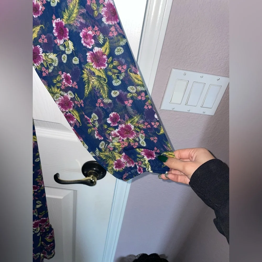 NWT Navy Blue Floral Express Dress